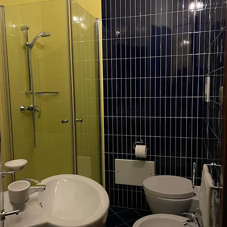 Le Chele Oda ve Kahvaltı Torre Lapillo