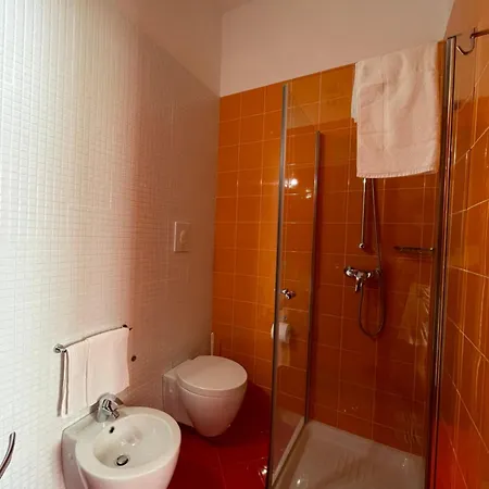 Le Chele Oda ve Kahvaltı Torre Lapillo