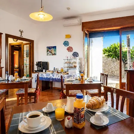 Le Chele - A Due Passi Dal Mare Bed & Breakfast Torre Lapillo